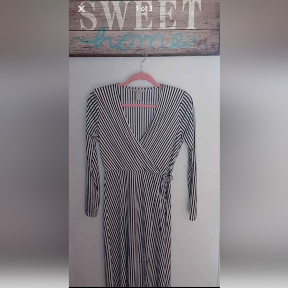 Beautiful Elegant Black and White Striped Dress-Womans Small